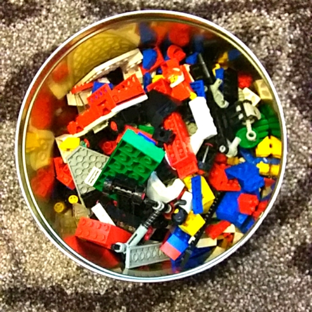 3 pounds 2 ounces assorted LeGo